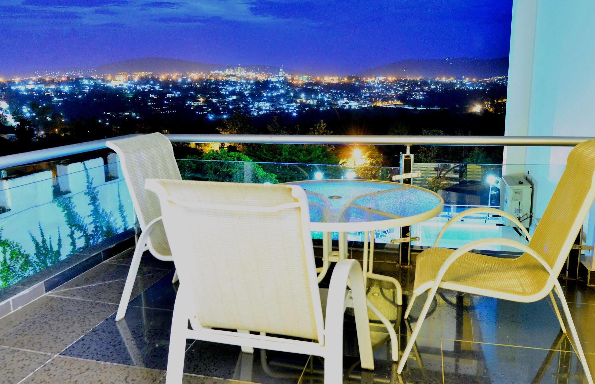 The Manor Hotel Kigali Exterior foto